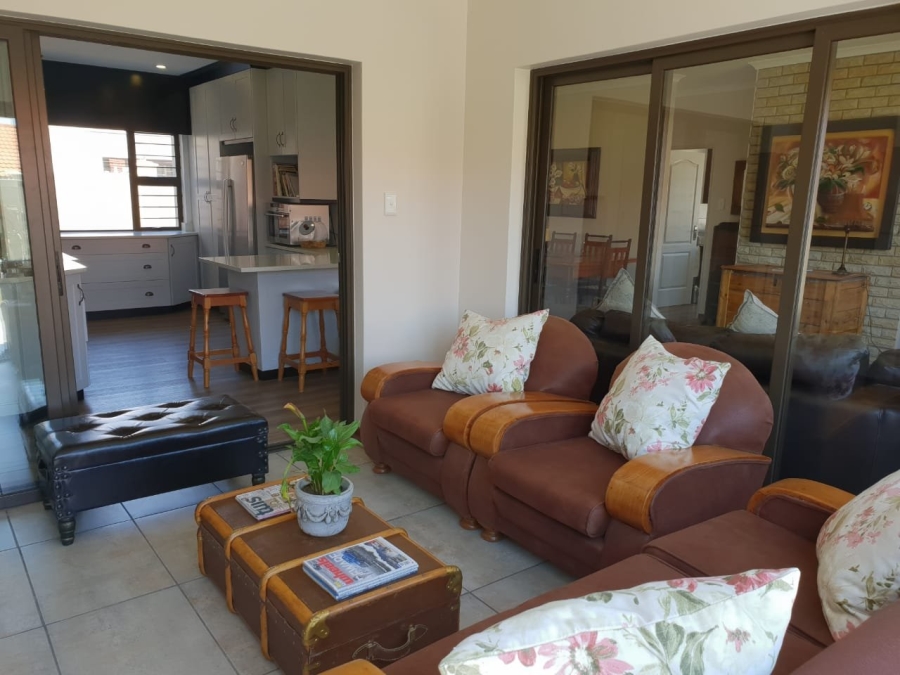 To Let 3 Bedroom Property for Rent in La Provance Free State